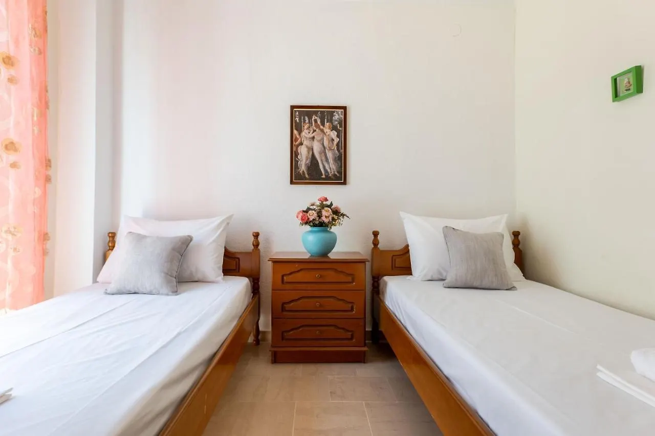 F & B Summer Collection - Kassandra - Polichrono Polychrono Apartment